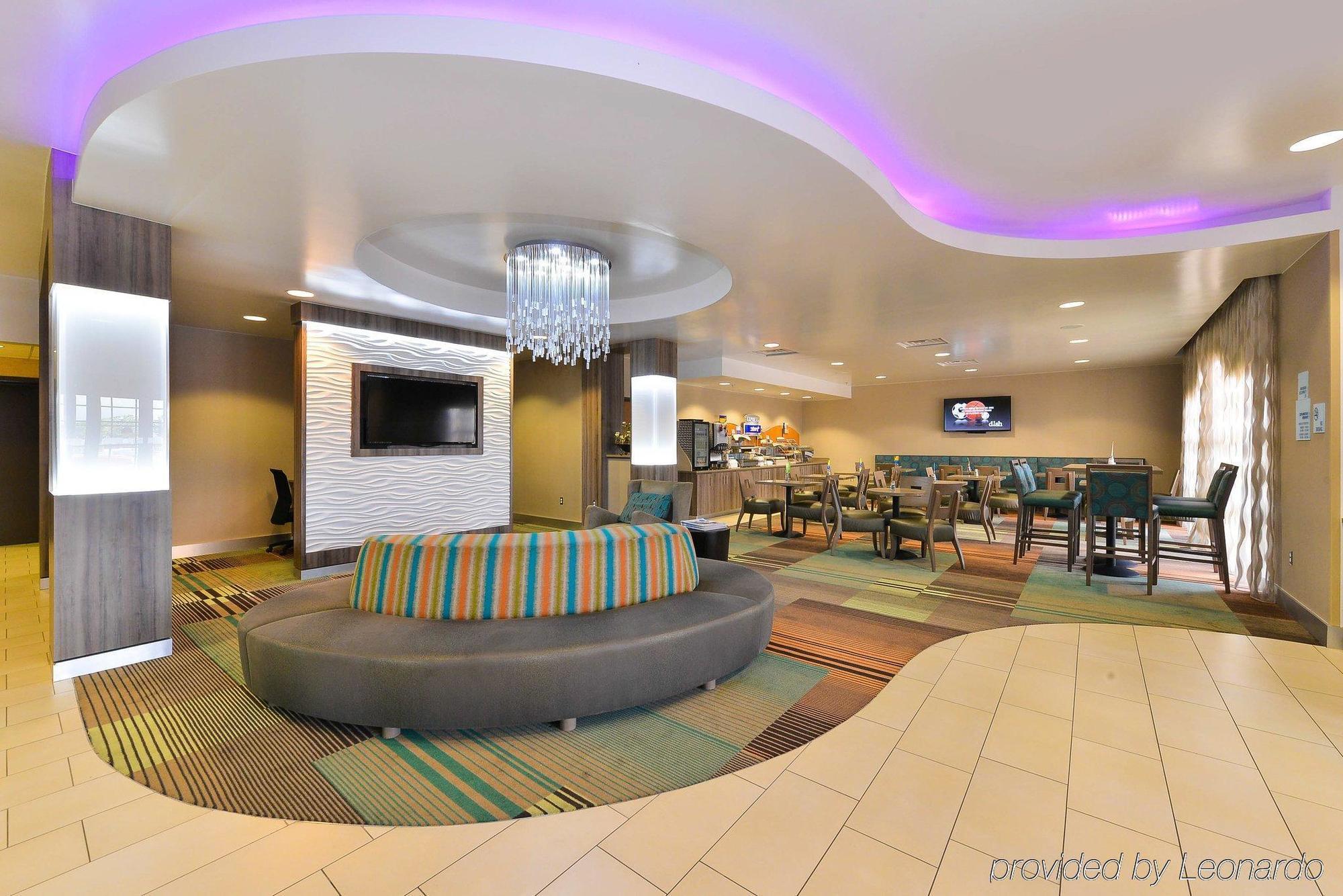 Holiday Inn Express Hotel And Suites Fort Worth/I-20 Екстериор снимка