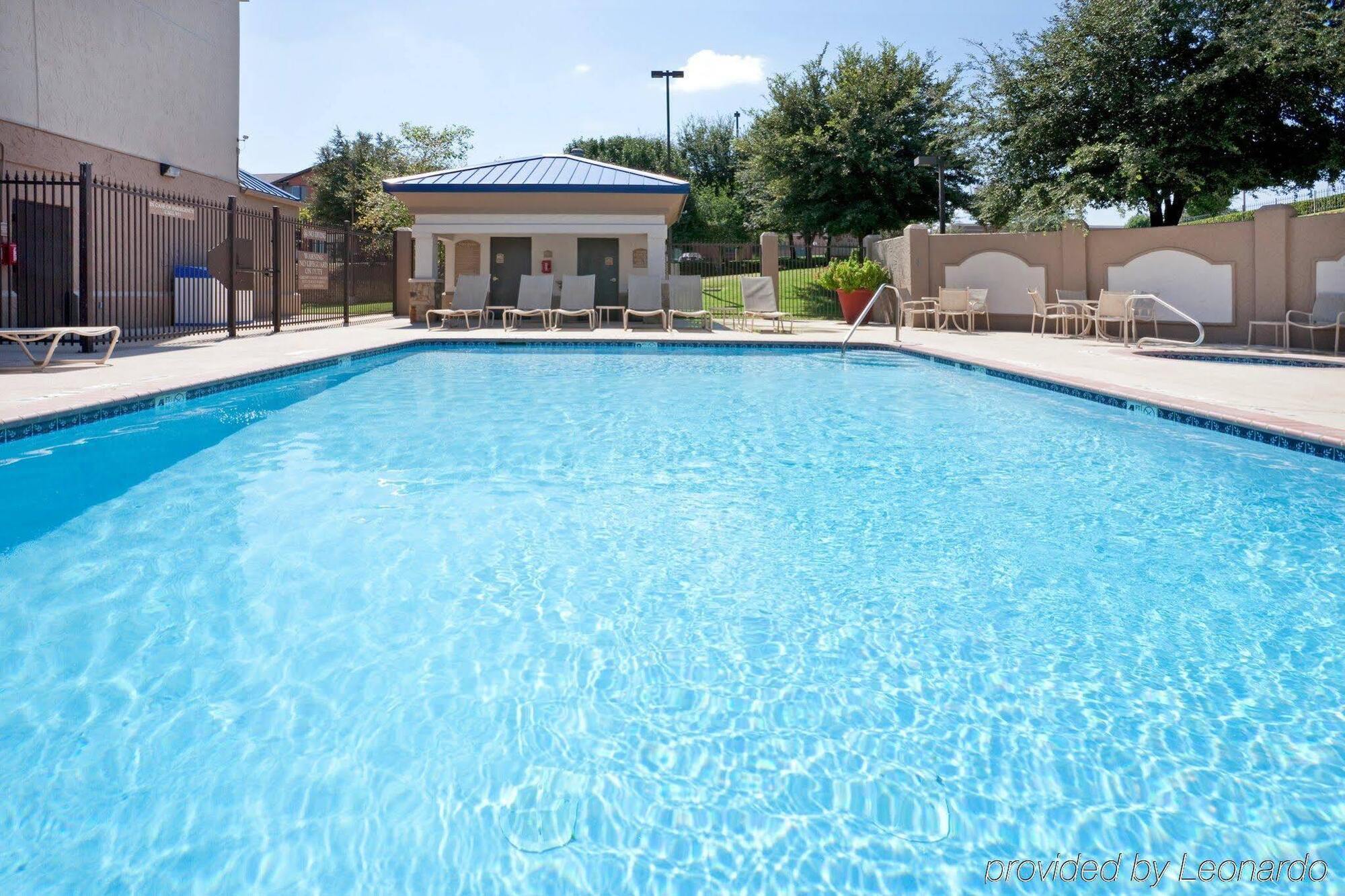 Holiday Inn Express Hotel And Suites Fort Worth/I-20 Екстериор снимка